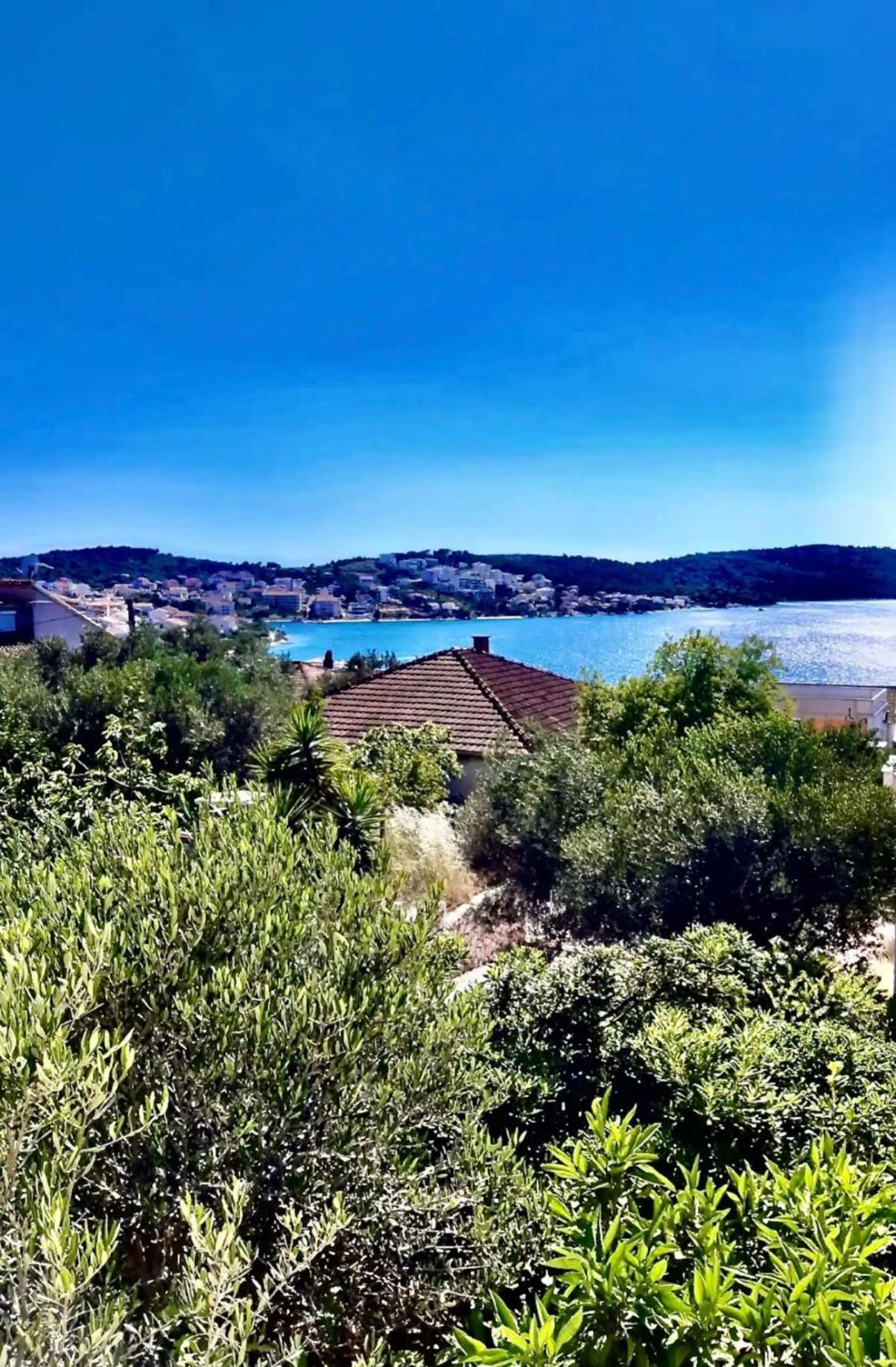 Apartmani Attila Trogir Exterior foto